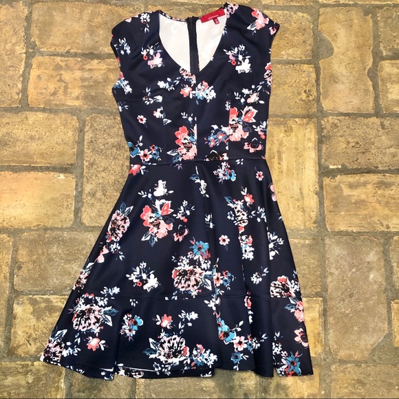 SAKS FIFTH AVENUE SKATER DRESS SLEEVELESS M - Picture 12 of 14